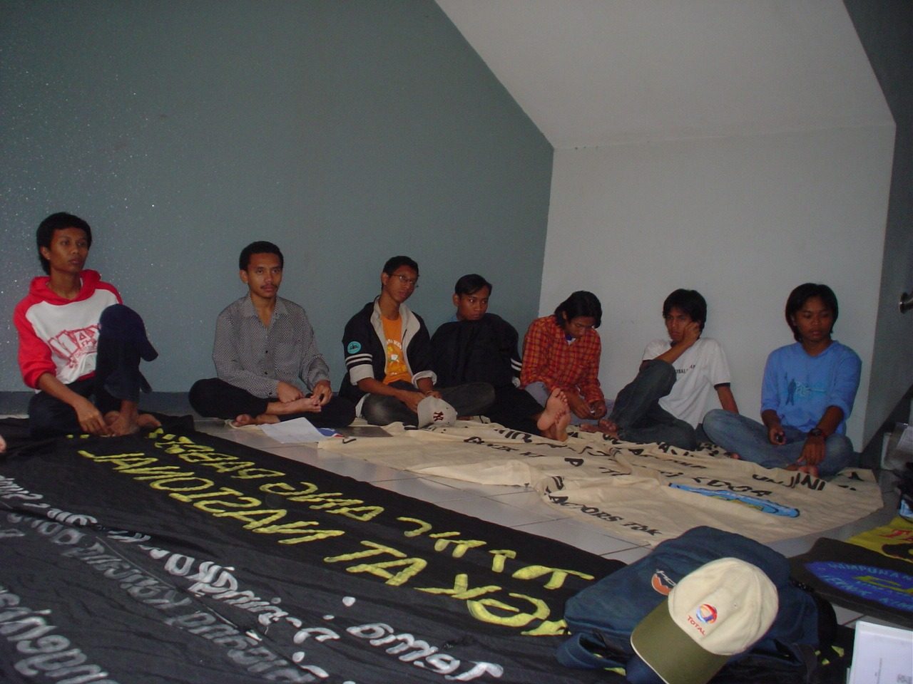 Rapat HIMATEK — Oktober 2004 (3)