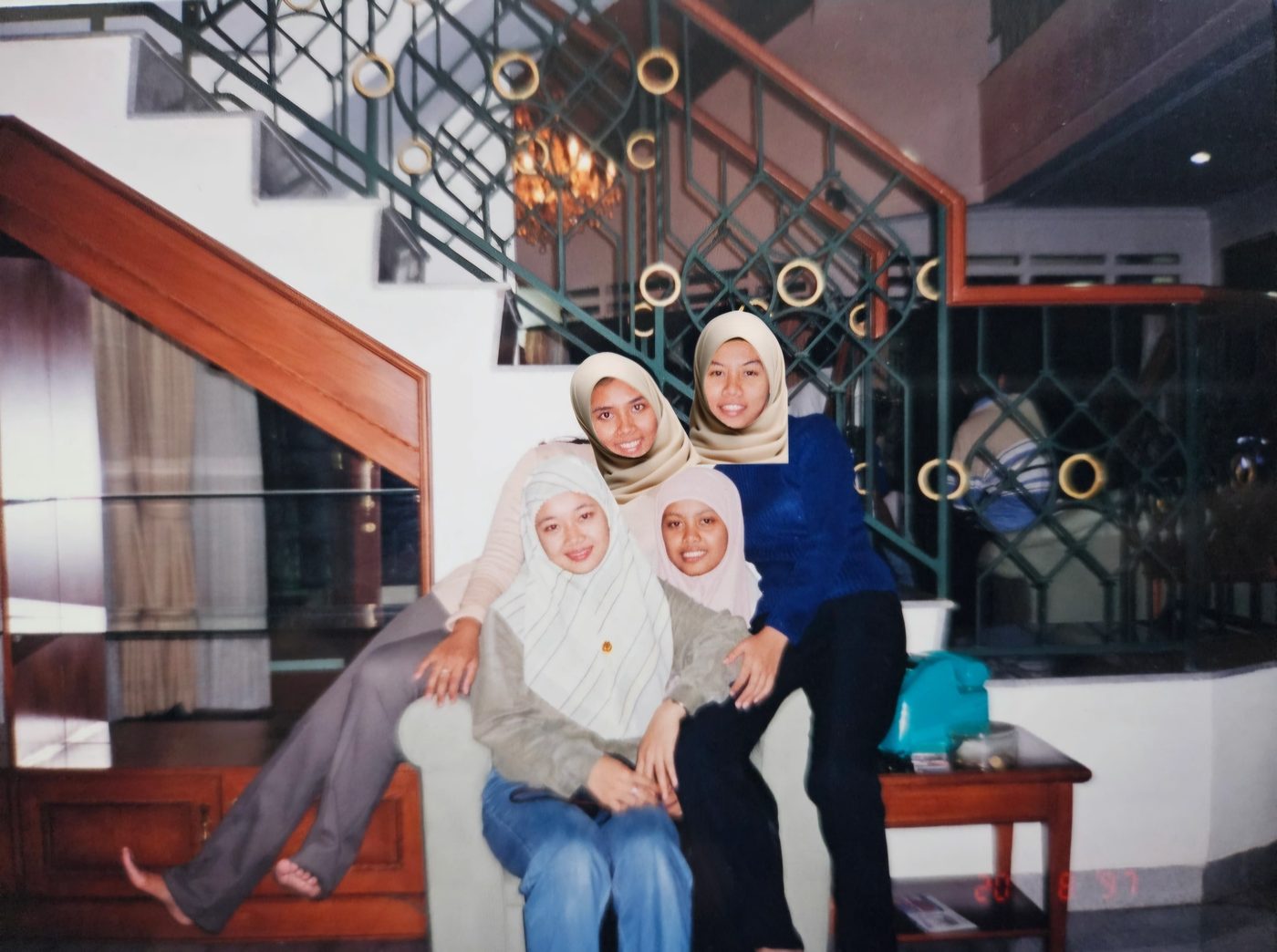 Kumpul di kost Putri (2)
