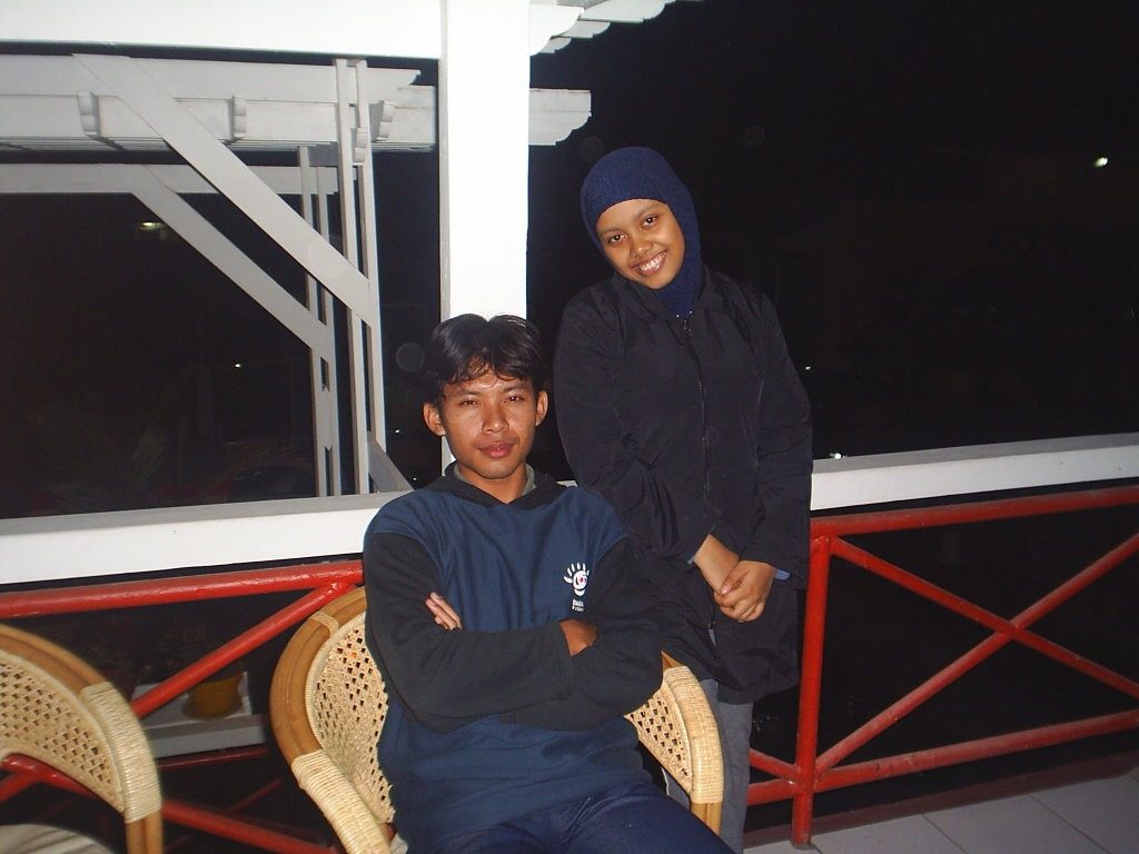 Makan-makan di kost Amel — Mei 2005 (1)