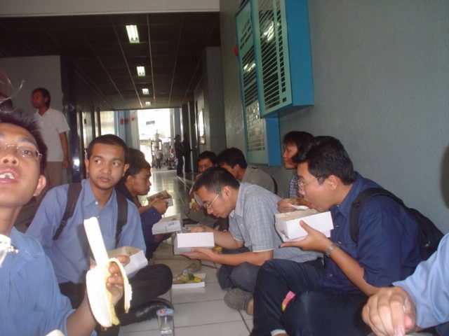 Sidang kompre — Februari 2006 (5)