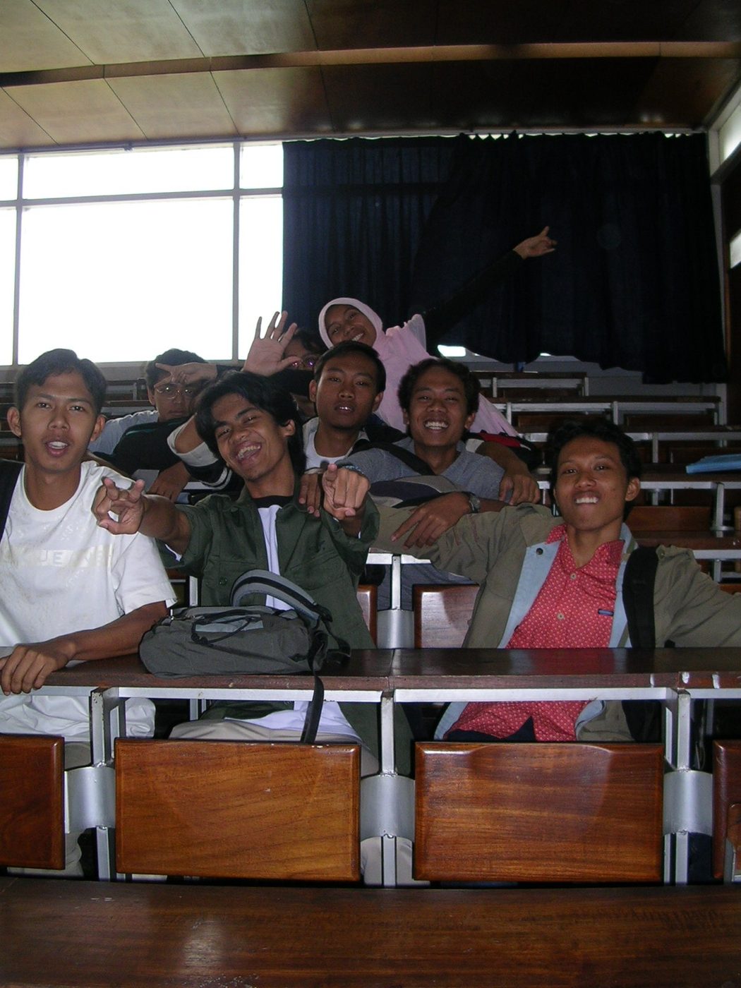 Di ruang kuliah (1)