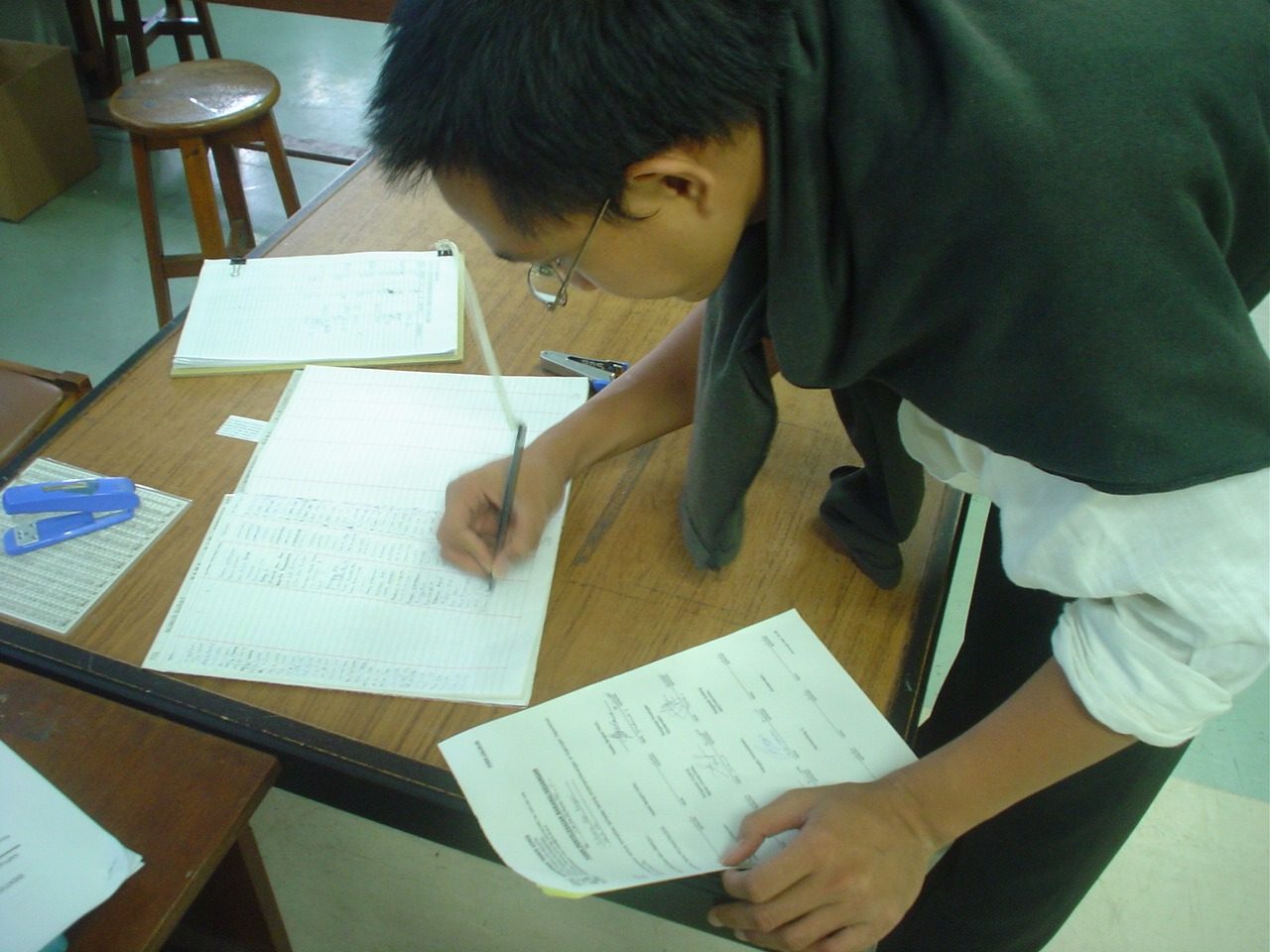 Belajar kompre — Januari 2006 (1)